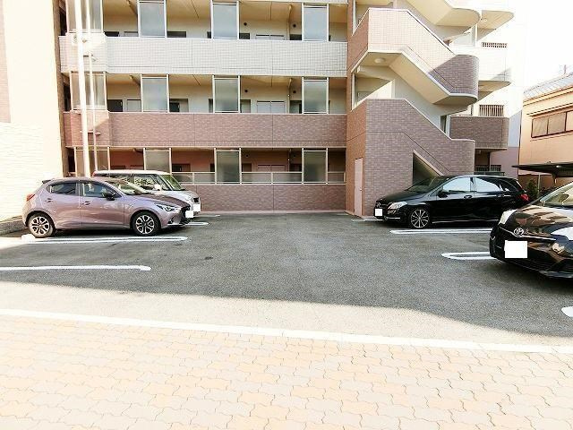 ヴィラ村雨の外観