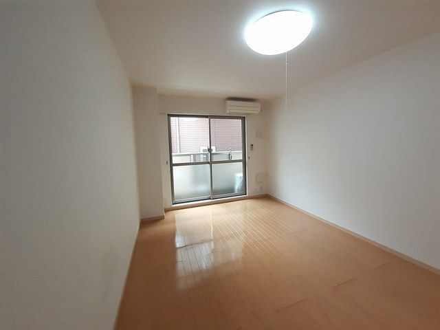 ハイビレッジ六甲の寝室