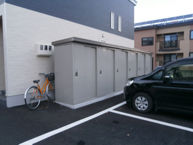 TOWN西13南15　セオリーBの外観
