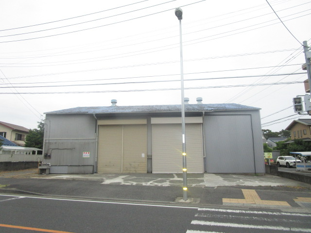 小田原市西酒匂２丁目の倉庫