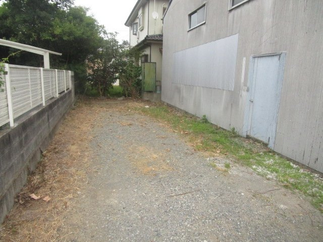 小田原市西酒匂２丁目の倉庫
