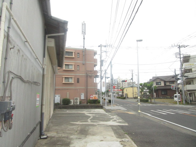小田原市西酒匂２丁目の倉庫