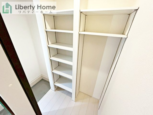 日立市川尻町　中古戸建の玄関