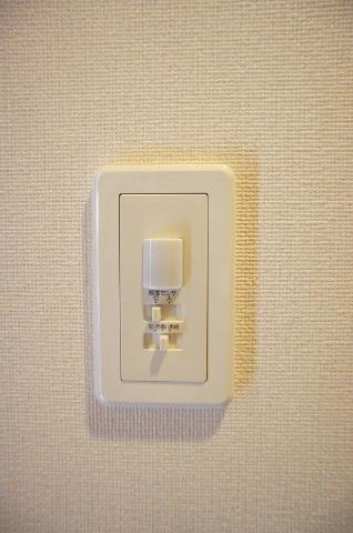 ヴィラ　セントラル　二日市のその他|人感センサースイッチ