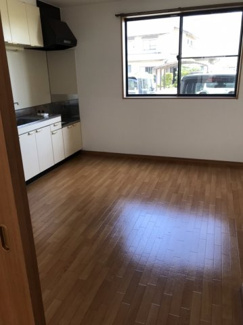 【居間・リビング】 | ヴィラ稲岡B | DK