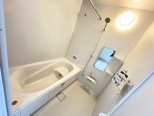 【浴室】 | 福岡市南区花畑2丁目3期　1号棟（全1棟）【仲介手数料無料・0円】 | 現地写真。浴室です。