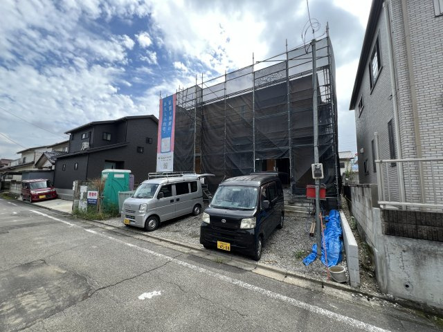 新築　高崎市吉井町本郷第２　クレイドルガーデン　１号棟