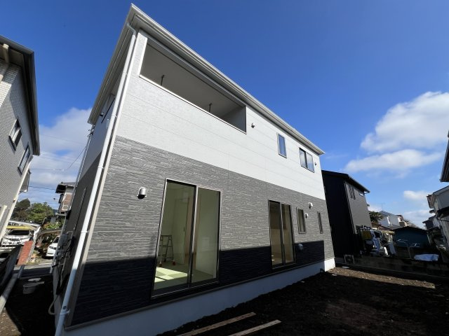 新築　高崎市吉井町本郷第２　クレイドルガーデン　１号棟