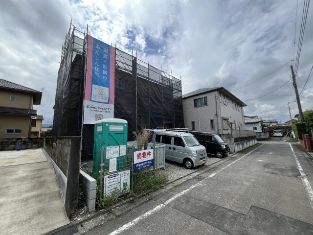 新築　高崎市吉井町本郷第２　クレイドルガーデン　１号棟の前面道路含む現地写真|　北側接道幅員約4.5ｍ