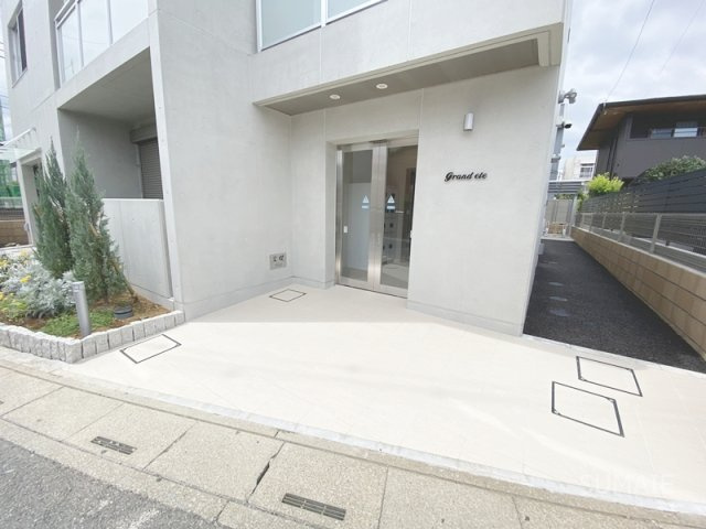 Ｇｒａｎｄ ｅｔｅのエントランス|エントランス！