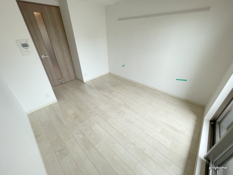 プレサンス難波セレクト　仲介手数料無料の洋室