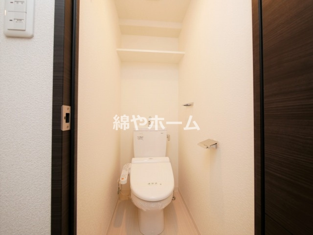 レオンコンフォート本町のトイレ|コンパクトで使いやすいトイレです