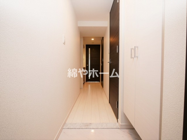 レオンコンフォート本町の玄関|シンプルで使いやすい玄関です
