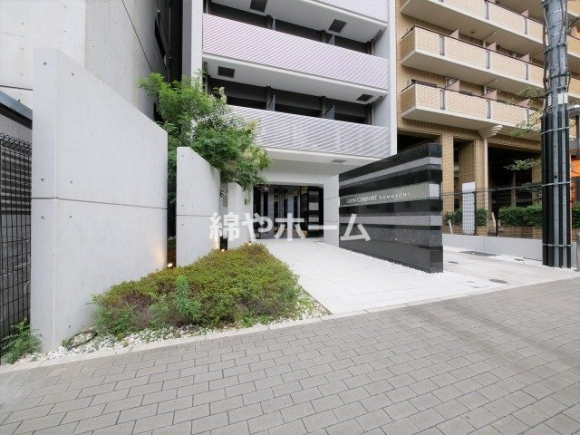 レオンコンフォート本町のエントランス|エントランスです