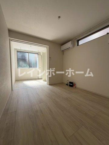 KEIAI RESIDENCE 小岩の居間・リビング