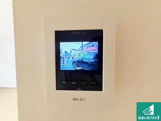 明石市魚住町西岡　新築一戸建ての防犯設備|カラーモニターインターホン！声だけでなく来訪者の姿や顔がモニターで確認できるので、小さなお子様がいらっしゃるご家庭でも安心できます！
