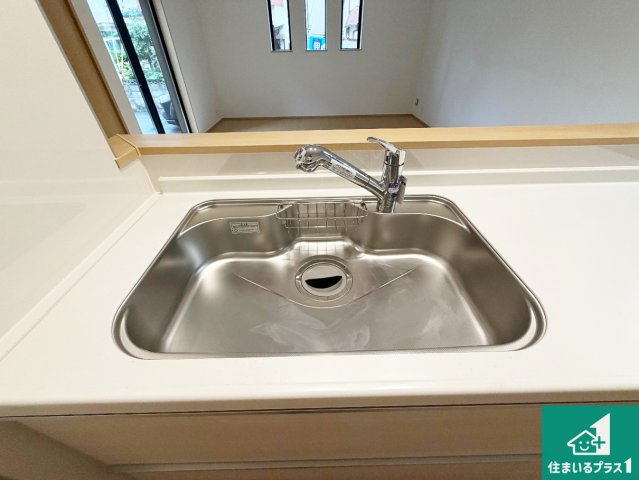 明石市魚住町西岡　新築一戸建ての設備|広々としたシンクで食器洗いも楽々！