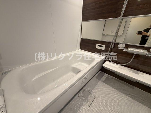 黒原橘町　中古一戸建ての浴室|一坪タイプのお風呂
■物件内覧・資金計画相談・住宅ローン相談、リフォーム相談、お問合せ受付中■
※当日・翌日のご内覧、ご相談はお電話でのお問合せがスムーズです！