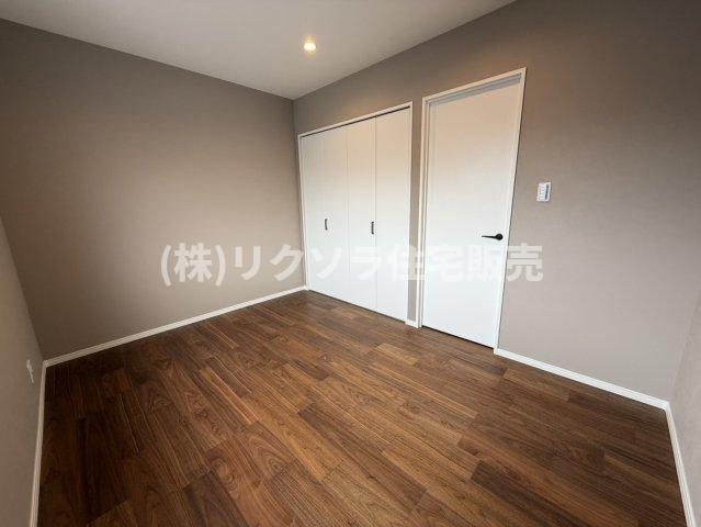 黒原橘町　中古一戸建ての寝室|洋室6.0帖
■物件内覧・資金計画相談・住宅ローン相談、リフォーム相談、お問合せ受付中■
※当日・翌日のご内覧、ご相談はお電話でのお問合せがスムーズです！