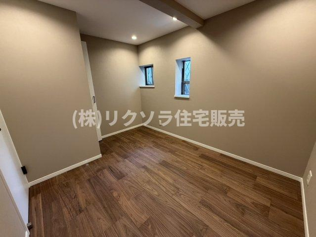 黒原橘町　中古一戸建ての子供部屋|洋室6.0帖
■物件内覧・資金計画相談・住宅ローン相談、リフォーム相談、お問合せ受付中■
※当日・翌日のご内覧、ご相談はお電話でのお問合せがスムーズです！
