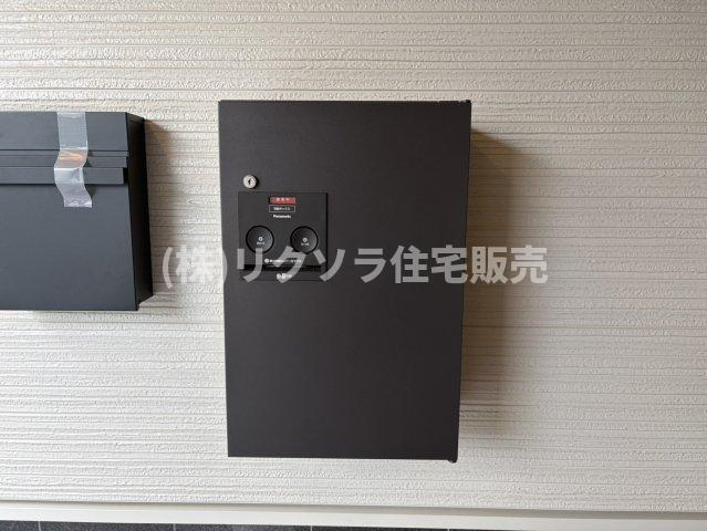 黒原橘町　中古一戸建ての設備|宅配ボックス
■物件内覧・資金計画相談・住宅ローン相談、リフォーム相談、お問合せ受付中■
※当日・翌日のご内覧、ご相談はお電話でのお問合せがスムーズです！