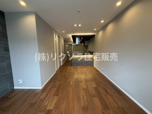 黒原橘町　中古一戸建ての居間・リビング|LDK15.25帖
■物件内覧・資金計画相談・住宅ローン相談、リフォーム相談、お問合せ受付中■
※当日・翌日のご内覧、ご相談はお電話でのお問合せがスムーズです！