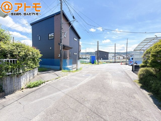 【前面道路含む現地写真】 | 伊豆の国市南條　新築一戸建て　全1棟