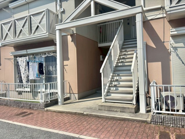 コーポ松下のエントランス