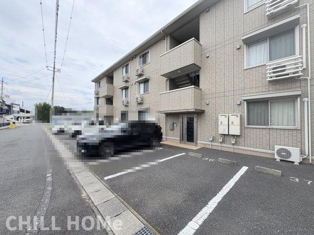 ヴィラ フォレスタ　Ａの駐車場|他社様掲載物件もまとめてご紹介、ご案内可能です(^^)/