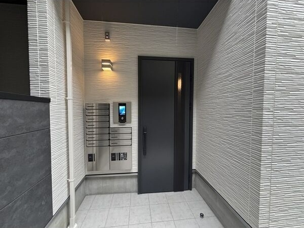 Cherim 本陣十王町 Northのエントランス