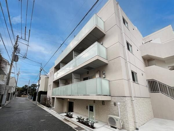 プレセダン千駄木