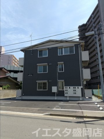 イリーニ