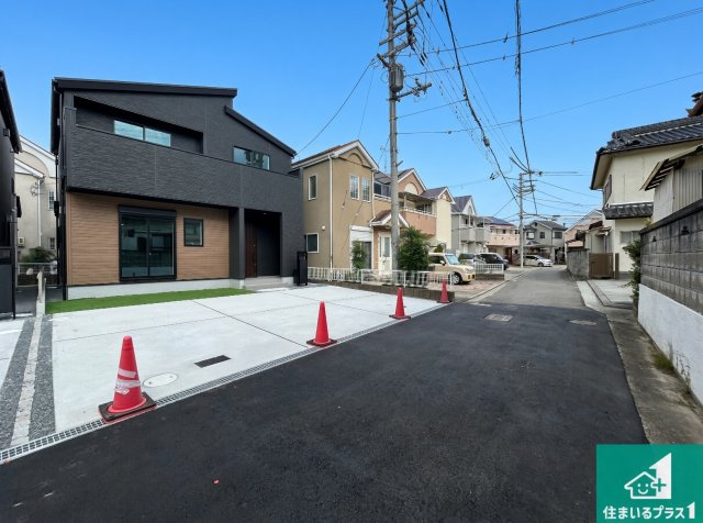 西宮市山口町上山口　第1期　新築一戸建ての前面道路含む現地写真|車通りの少ない前面道路！お子様がいらっしゃるご家族でも安心！