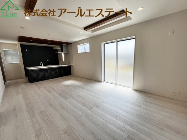 高砂市米田町米田新　　新築戸建の収納|同社施工事例