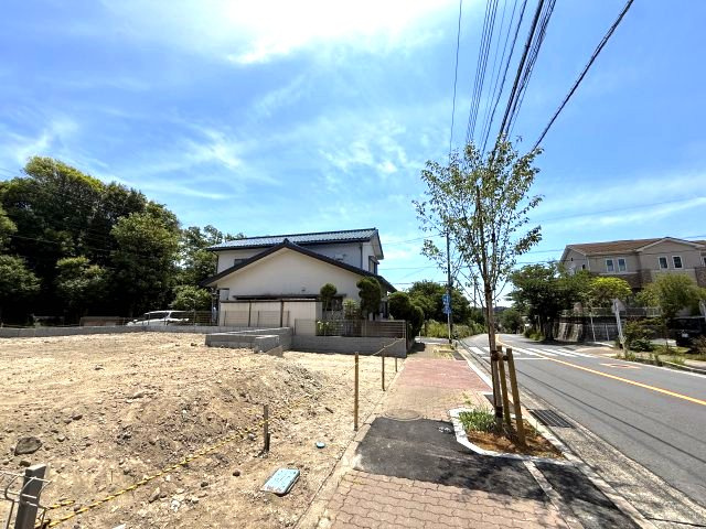 長期優良住宅　4LDK 公園至近の前面道路含む現地写真|前面道路