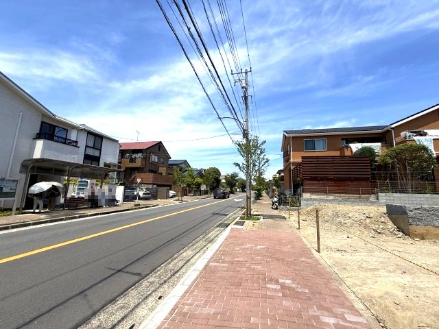 長期優良住宅　4LDK 公園至近の前面道路含む現地写真|前面道路