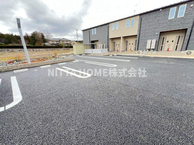 福知山市字長田のアパートの駐車場|敷地内に駐車場を完備★