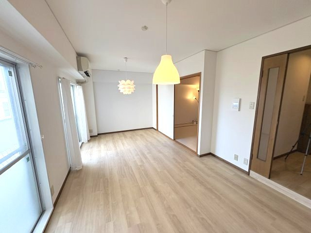 マークハーゲン　住居の居間・リビング
