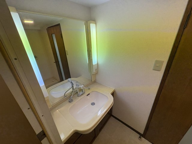 マークハーゲン　住居の洗面所