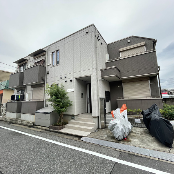 エムズ江北の外観