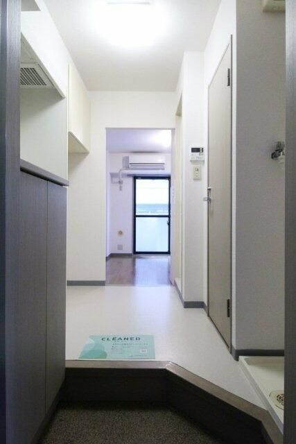 スカイコート文京小石川の玄関