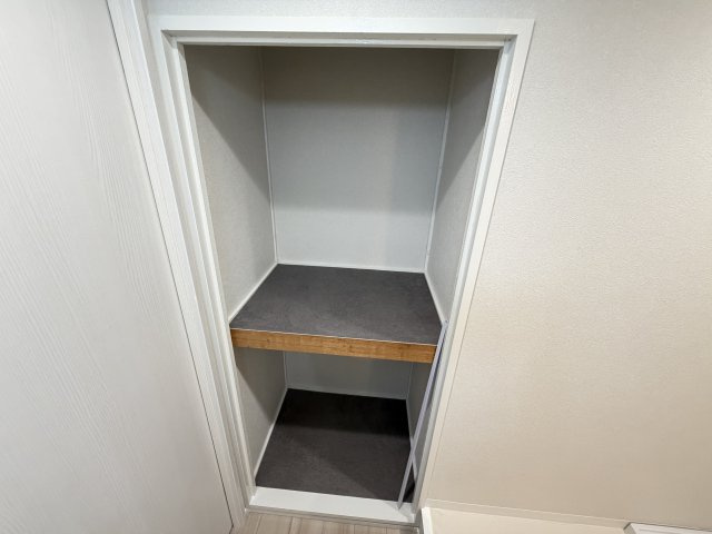 名古屋市名東区亀の井３丁目の中古マンションの内装