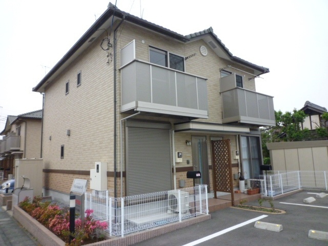 Sharmant　Bの外観