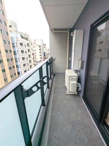 エスレジデンス新御徒町chiaroの設備|6Fワイドバルコニー、洗濯物干せます