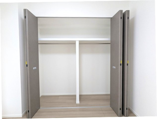 エスレジデンス新御徒町chiaroの設備|5帖洋室のクローゼット