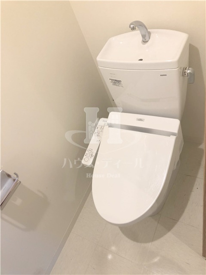 【トイレ】 | ADレジデンス板橋中台 | 落ち着いた色調のトイレです