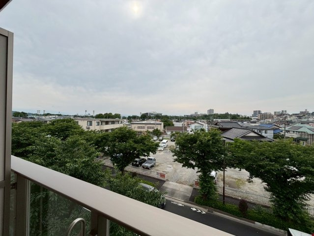 エストゥルース府中の展望