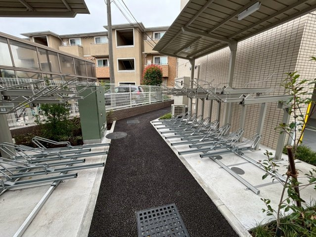 エストゥルース府中のその他