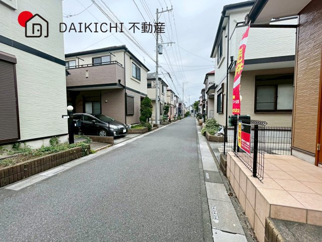 【前面道路含む現地写真】 | 桶川市加納　中古戸建