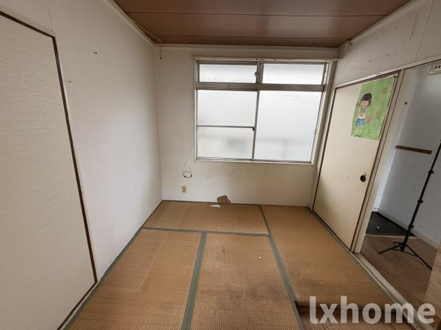ビスタ岸部ハイツＡ棟の和室